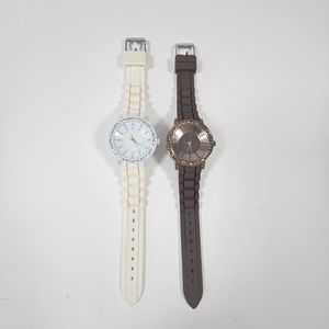 Lot of Two Women's Fashion Watches Unbranded Require New Batteries Untested